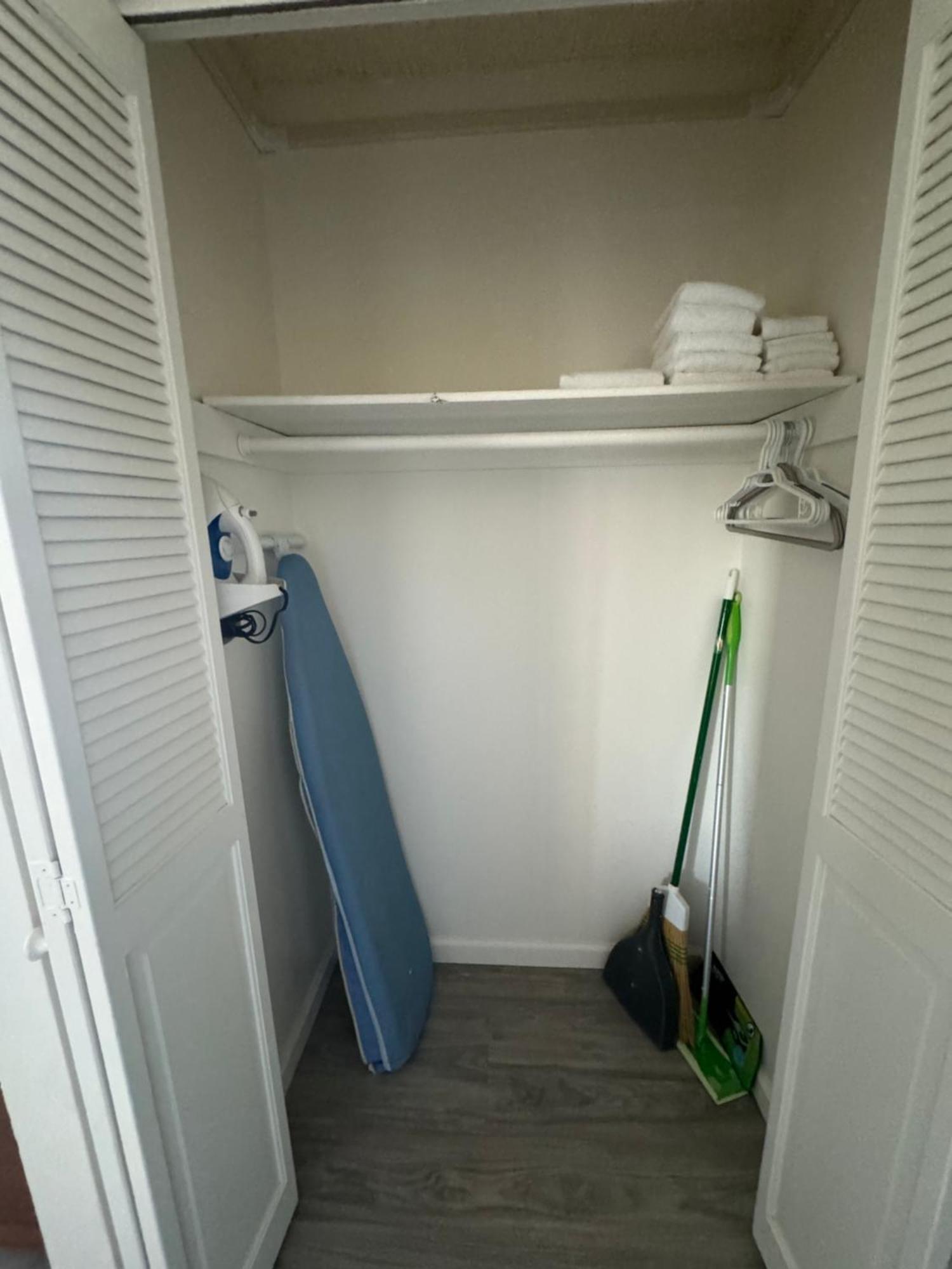 1414- Heart Of Waikiki With Kitchen - Free Parking - City View Honolulu Esterno foto