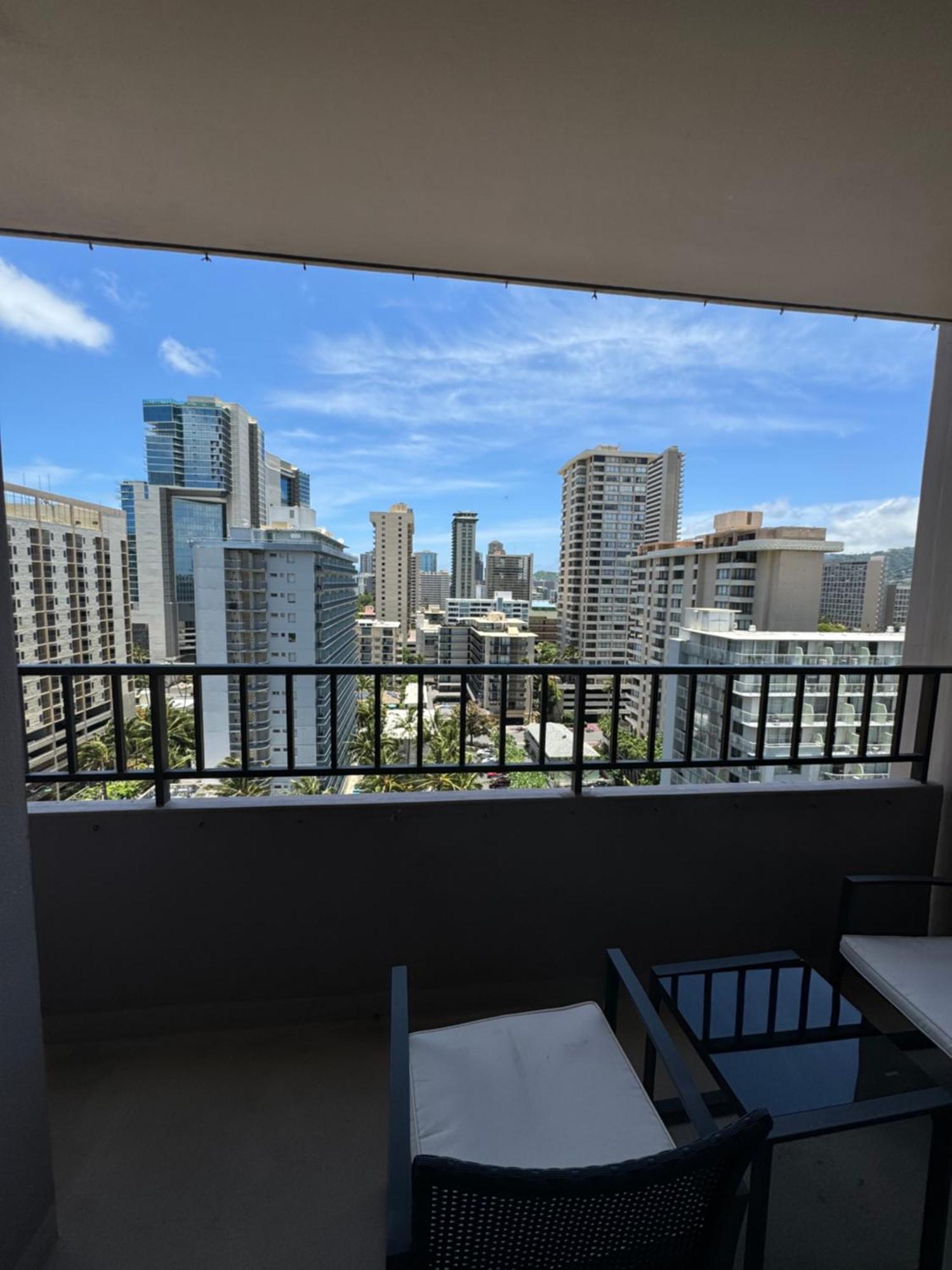 1414- Heart Of Waikiki With Kitchen - Free Parking - City View Villa Honolulu Esterno foto